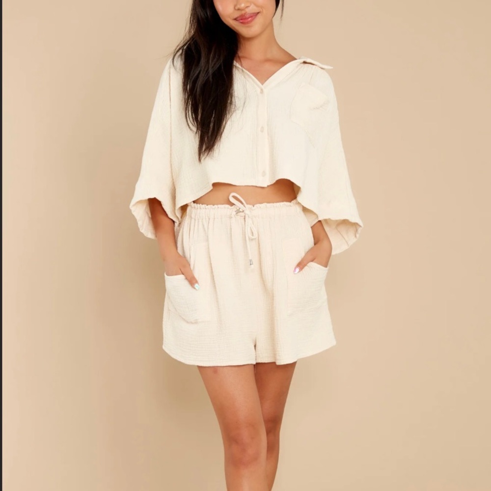 Red dress boutique set
